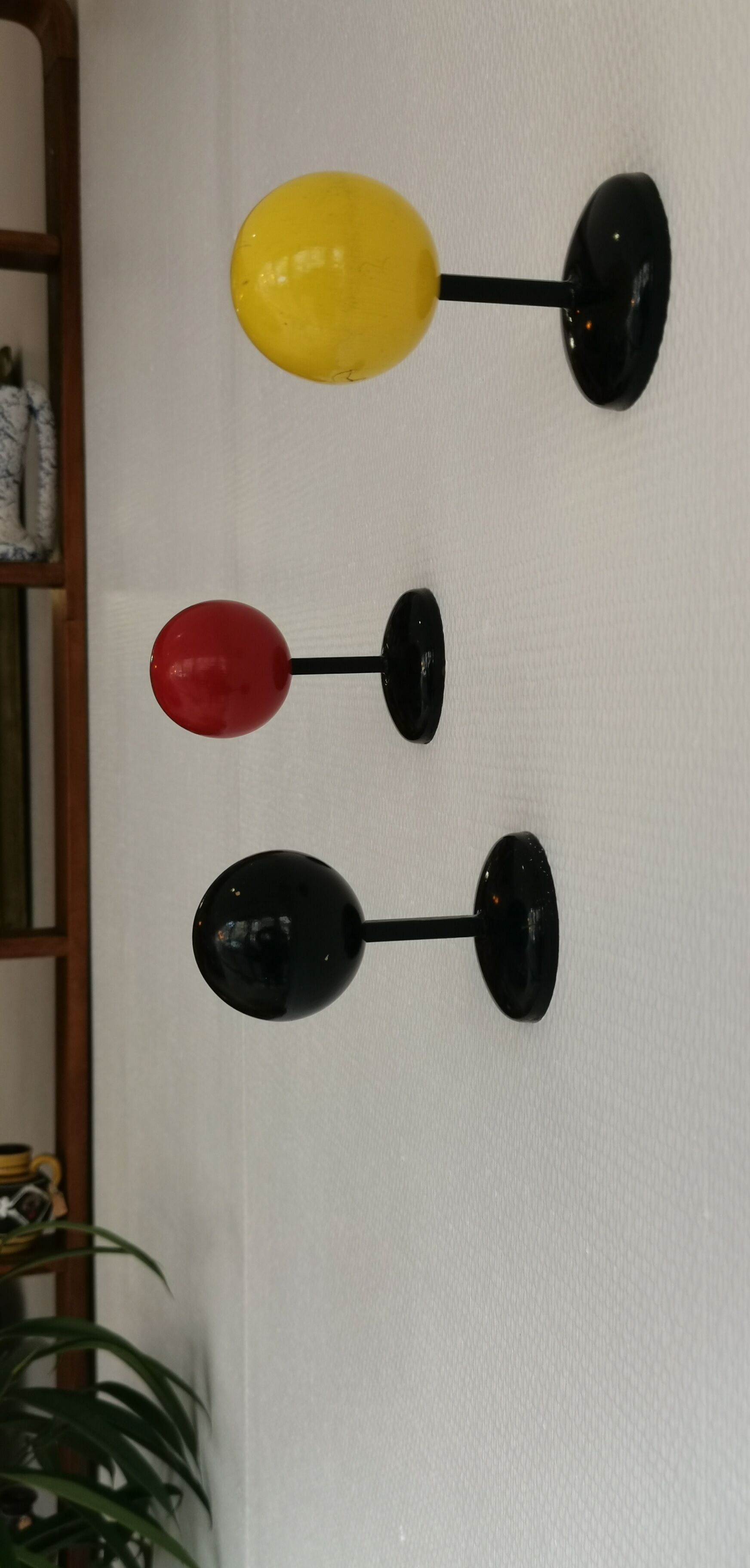 Hooks/coat rack colorful ball from the 50s