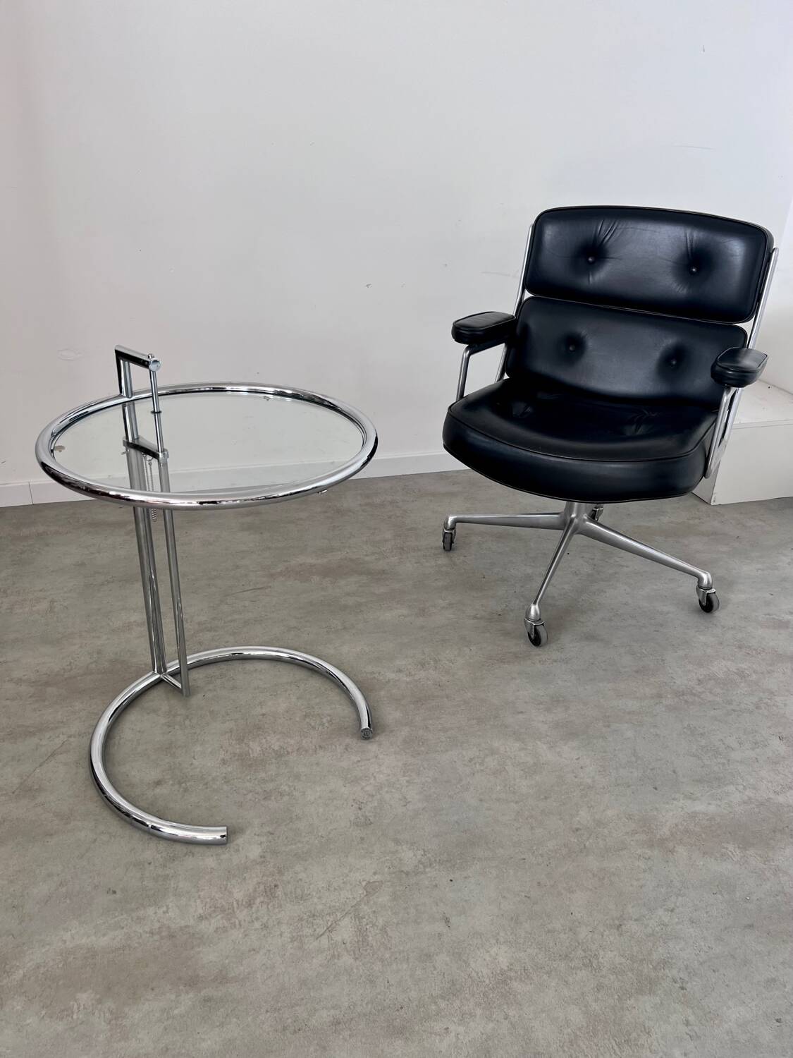 Old Eileen Gray Adjustable Table E1027, United Workshops 80s vintage from Vereinigte Werkstätten Collection