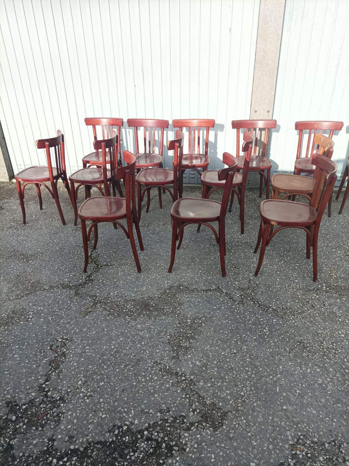 Bistro lot 9 tables and 16 chairs mahieu Jule bry