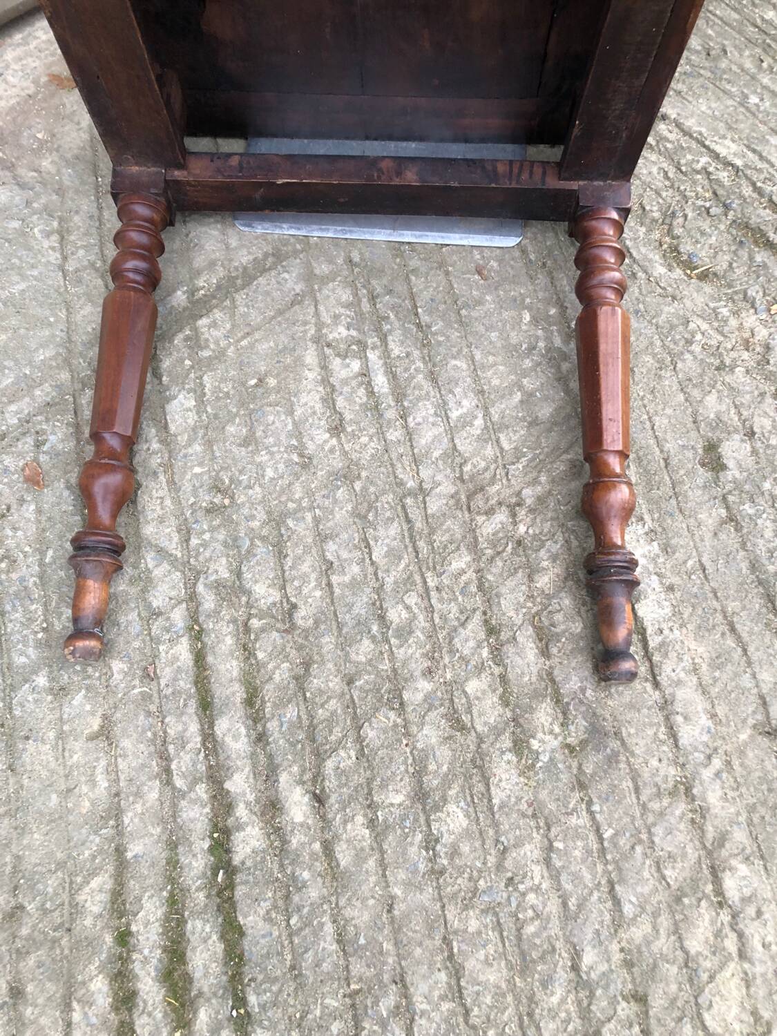 Antique farmhouse table in solid cherry wood with 4 drawers