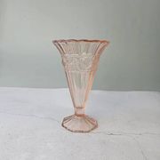 Scailmont glass vase in pressed pink glass - Art Deco Belgium