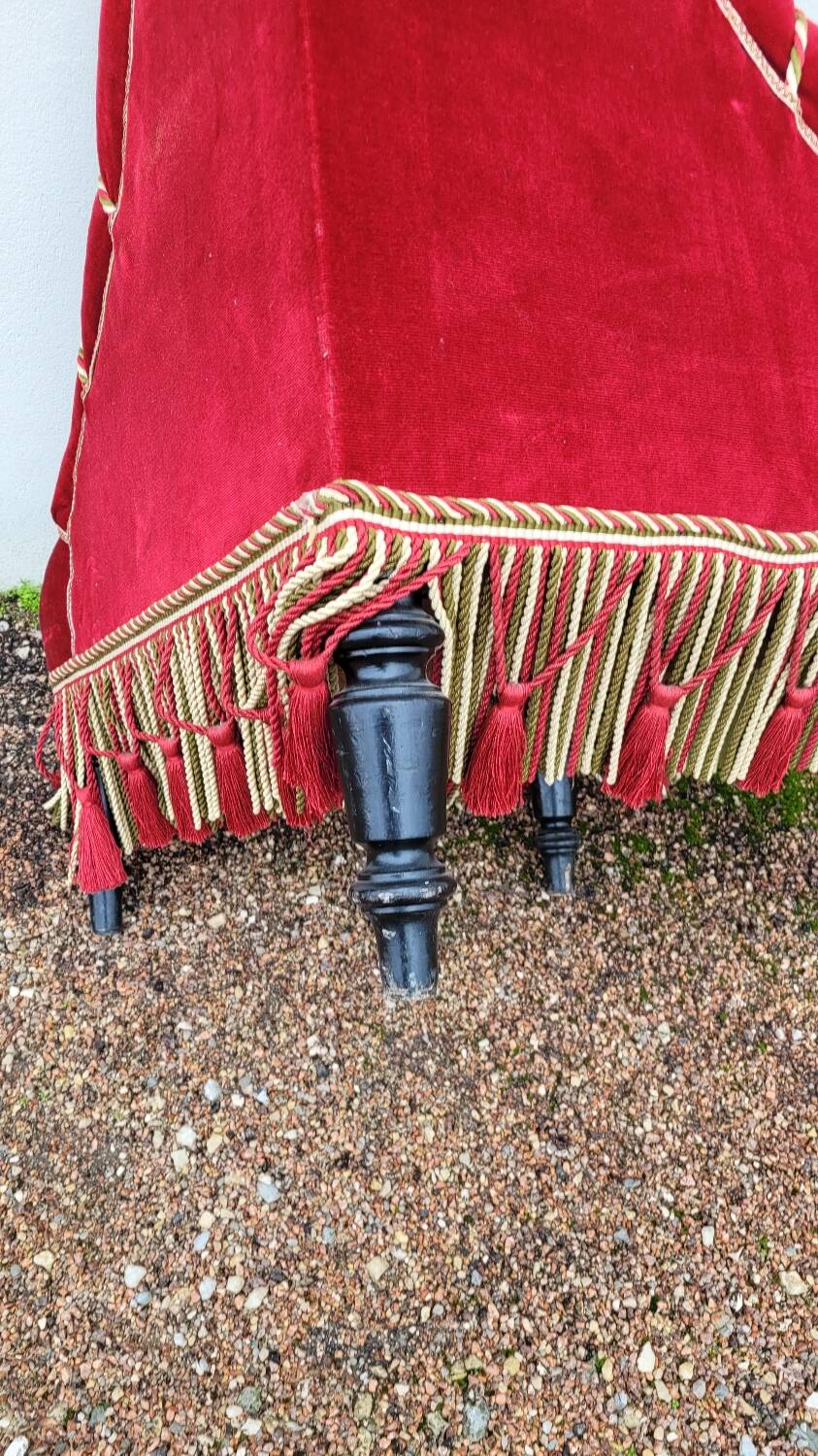 Velvet corner toad armchair, Napoleon III period