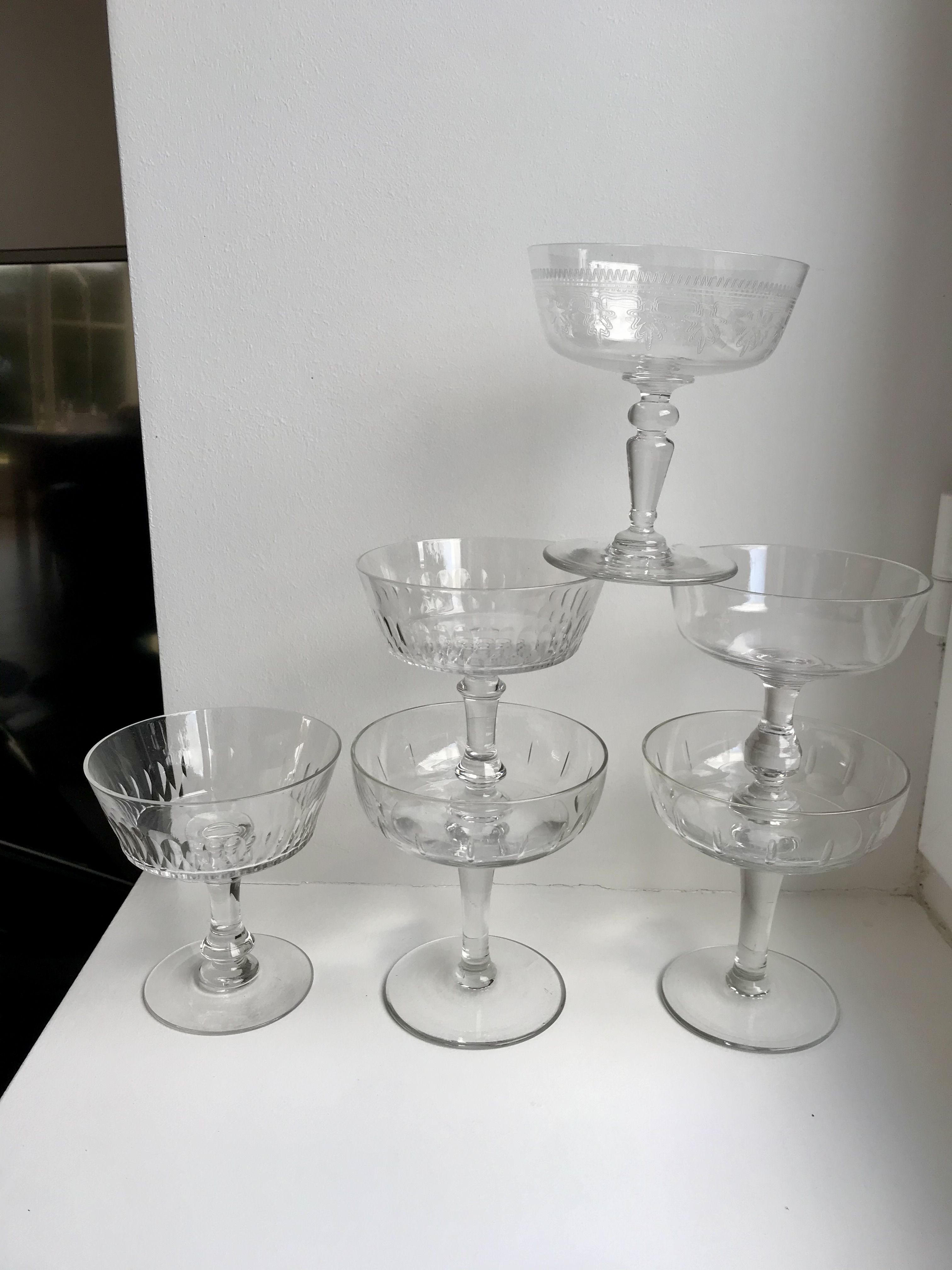 Set of 6 depicted art deco engraved crystal champagne glasses mismatched 50s