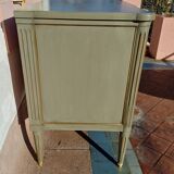 Louis XVI style patinated chest of drawers with 3 drawers.