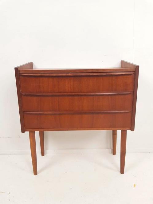 Dresser Danish bedside table