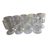 Set of 9 wine glasses