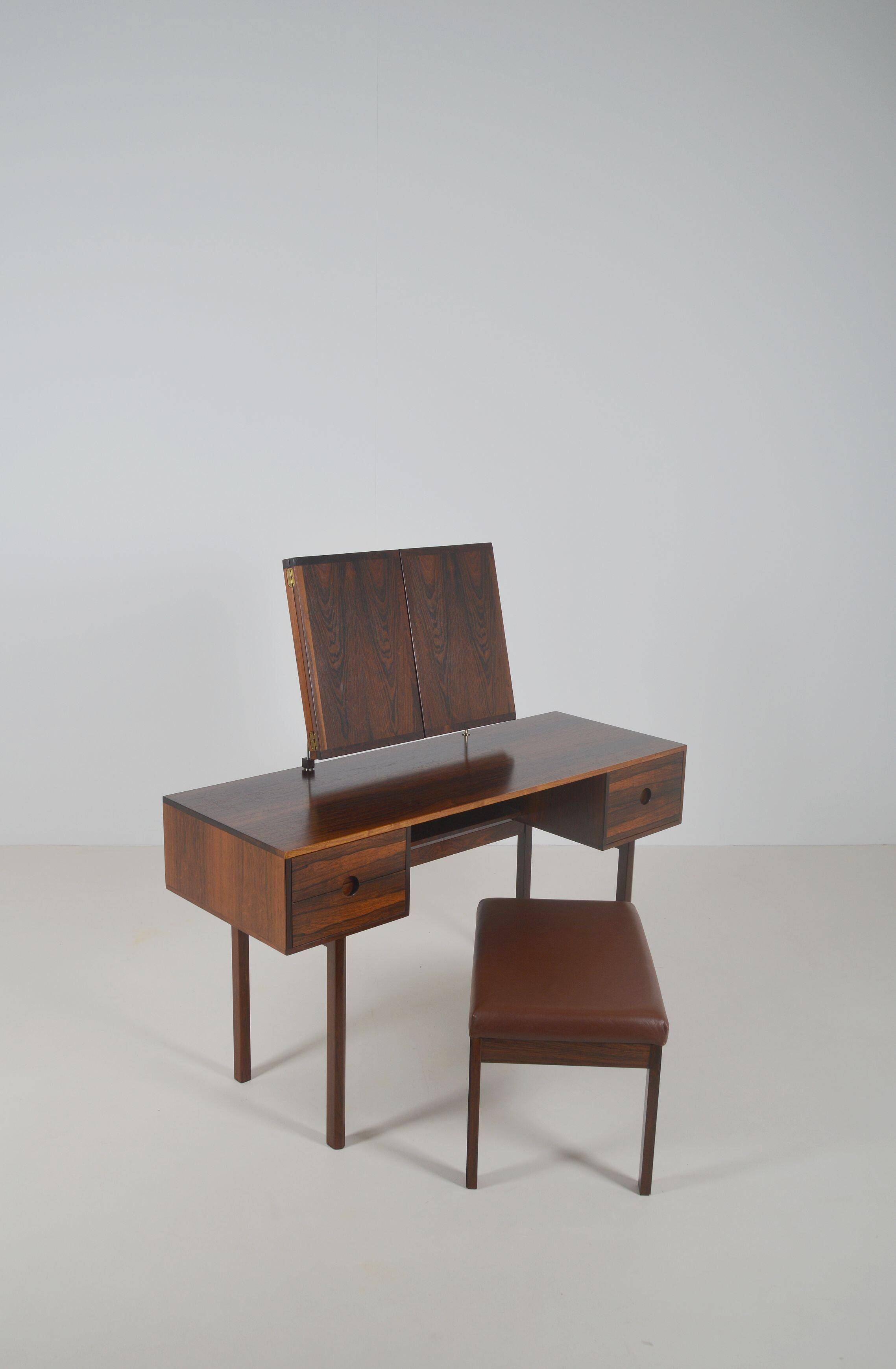 Danish dressing table in rosewood by Kai Kristiansen for Aksel Kjersgaard