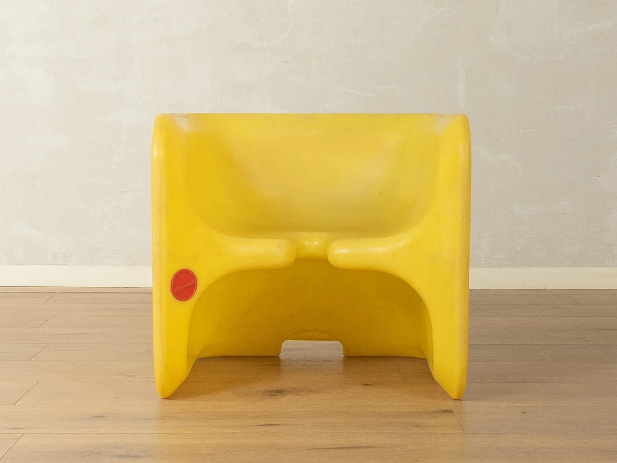 Gigantos children's furniture set by Rhein Conti in authentic space-age design of the 1970s
