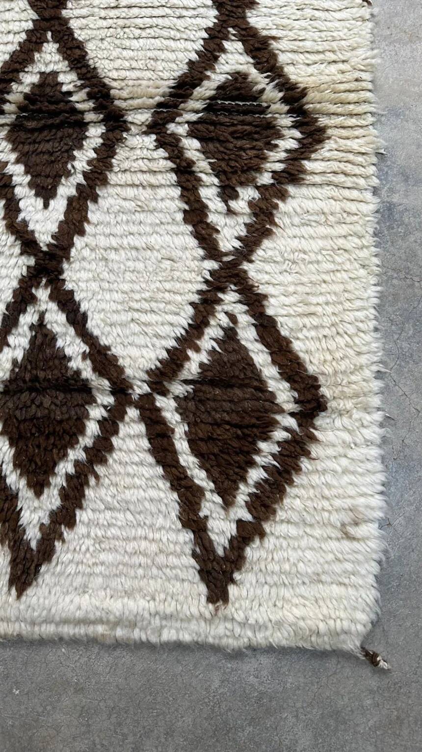 Moroccan Berber runner rug pure wool 250cmx150cm