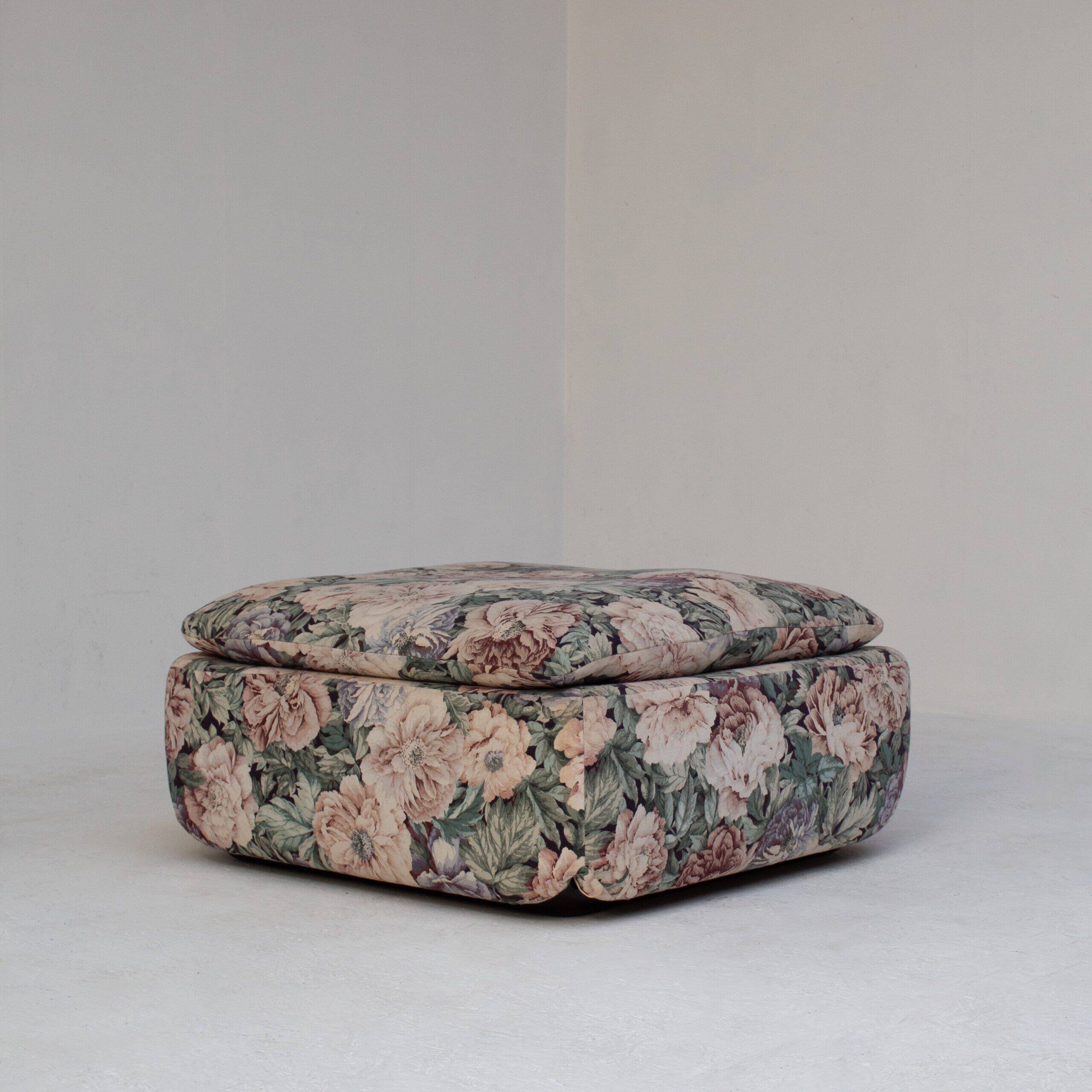 Confidential Sofa by Alberto Rosselli for Saporiti
