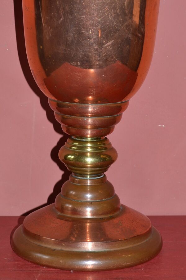 Coupe en cuivre , époque 1930