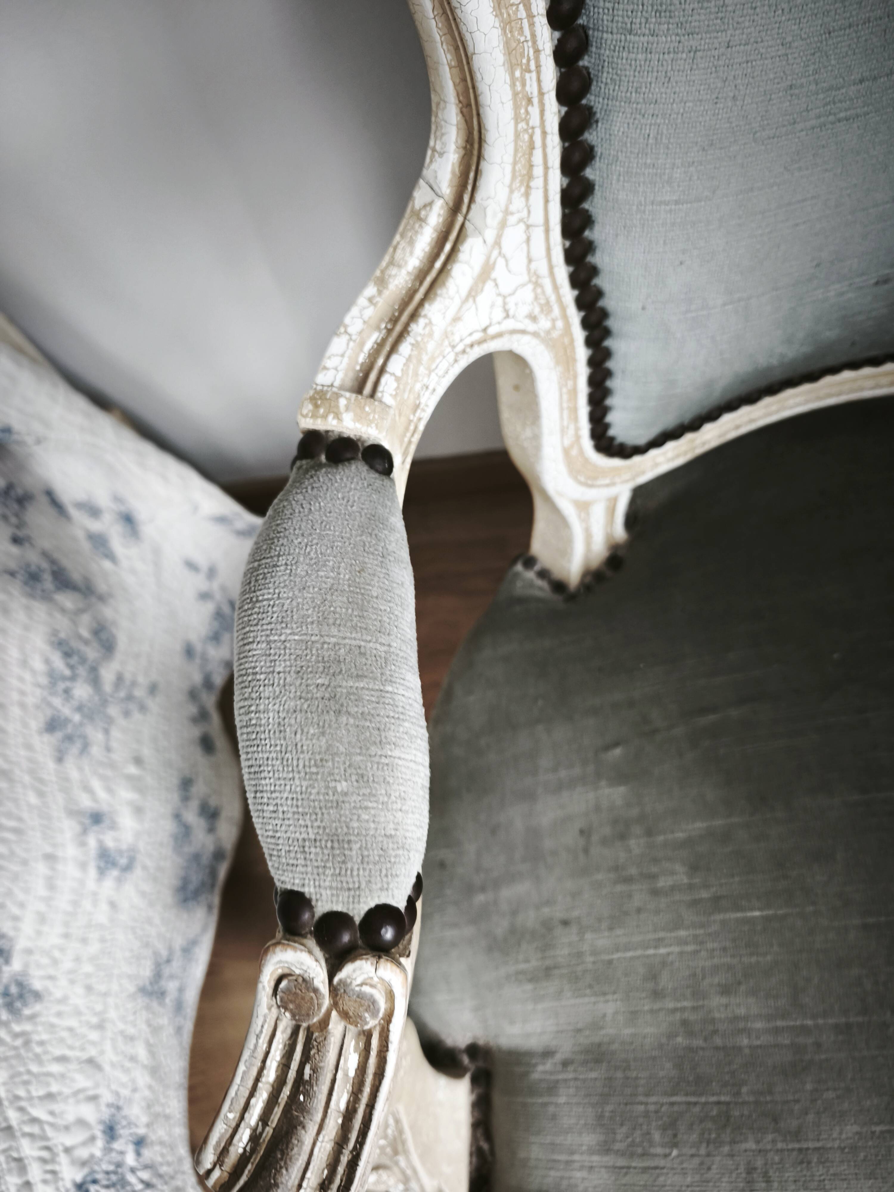paire fauteuils style louis xv
