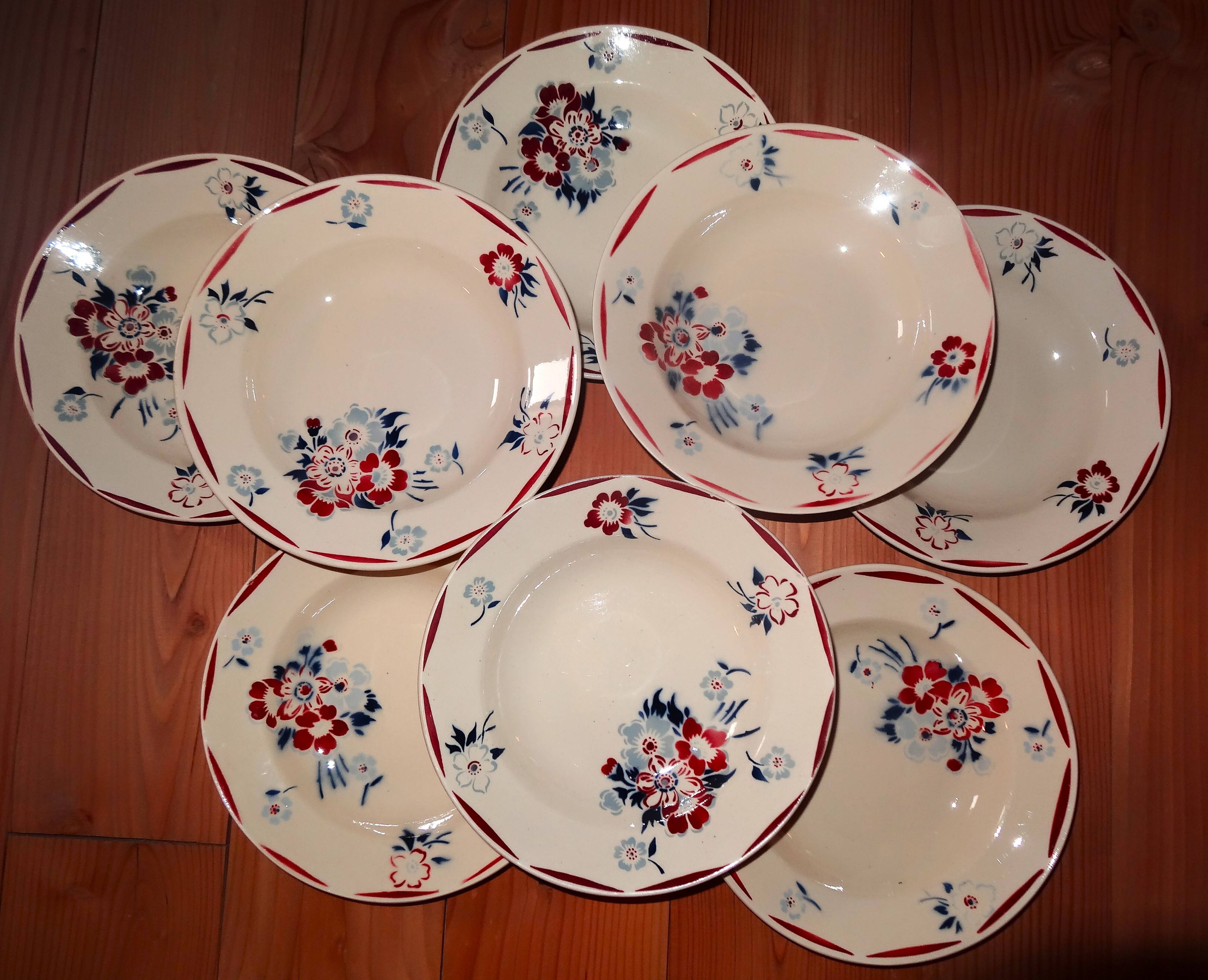 Set of 8 deep plates K and G Lunéville model "Evreux"