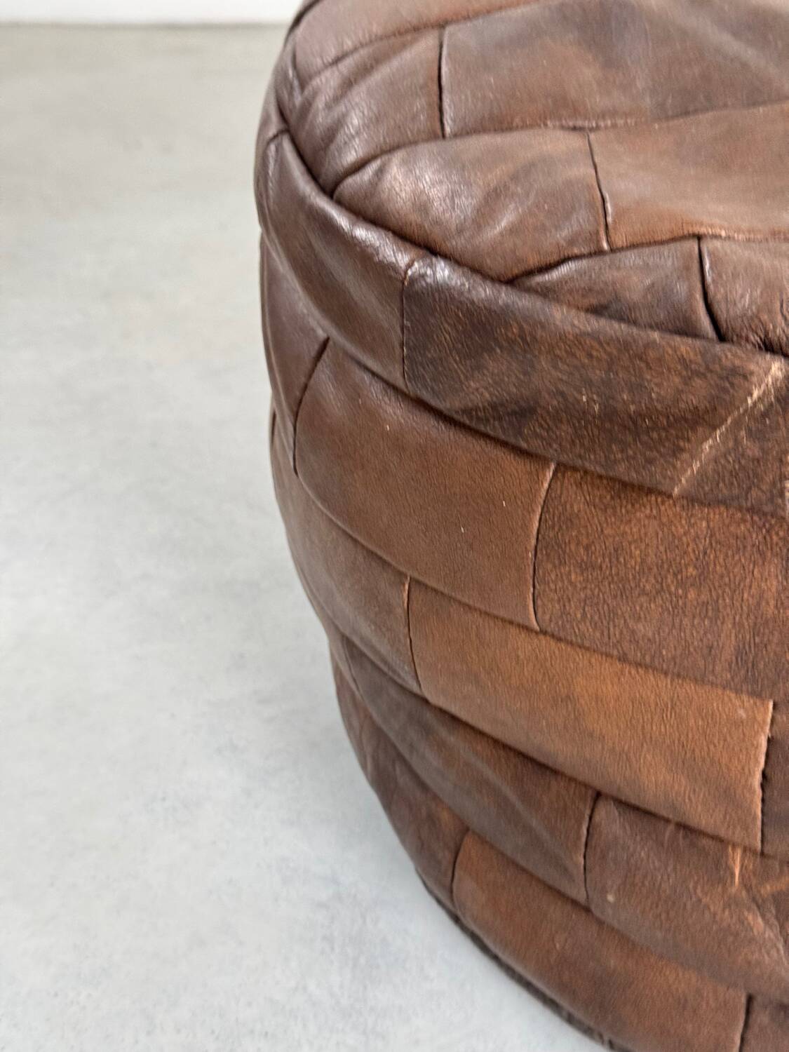 De Sede style pouf in leather patchwork, 1970s design