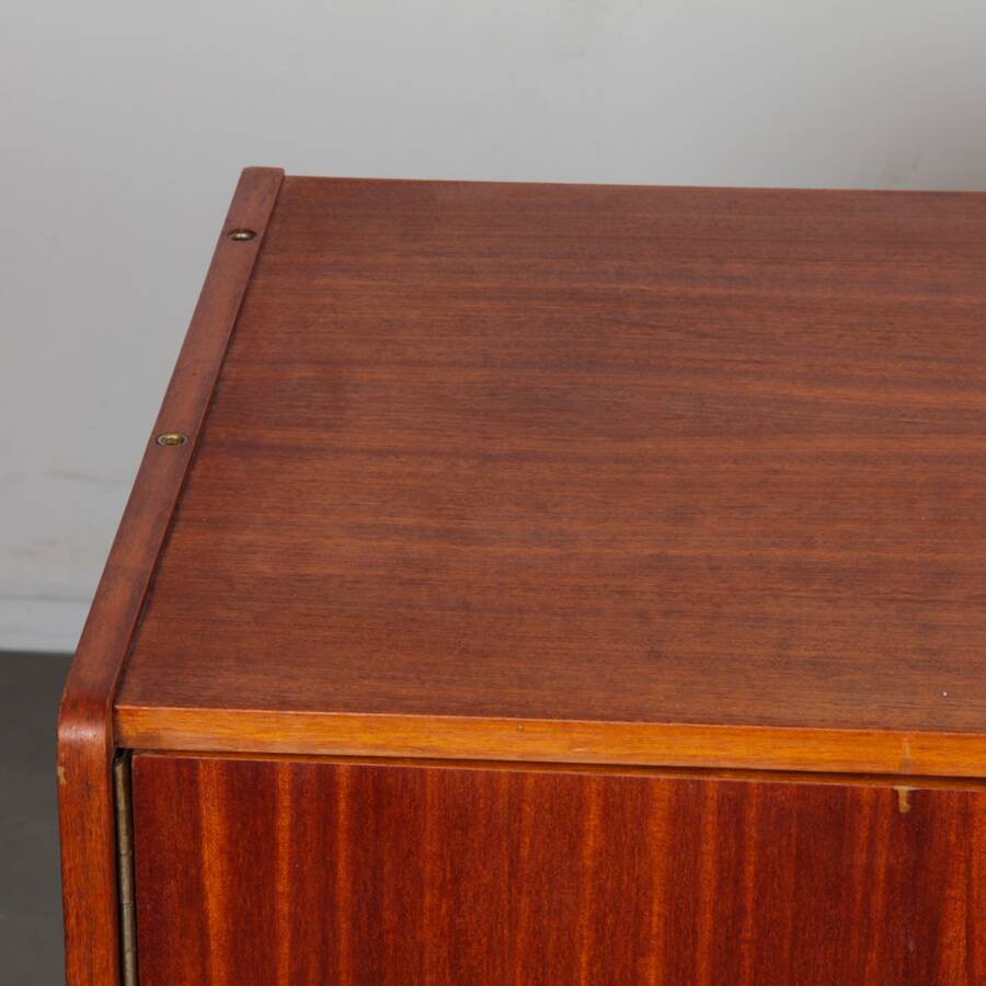 Commode vintage par Jiroutek pour Interier Praha modèle U-450, 1960