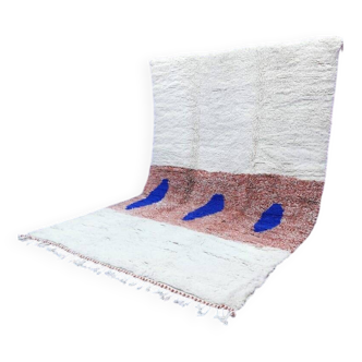 Traditional Moroccan wool Berber rug size 150 x 250 cm