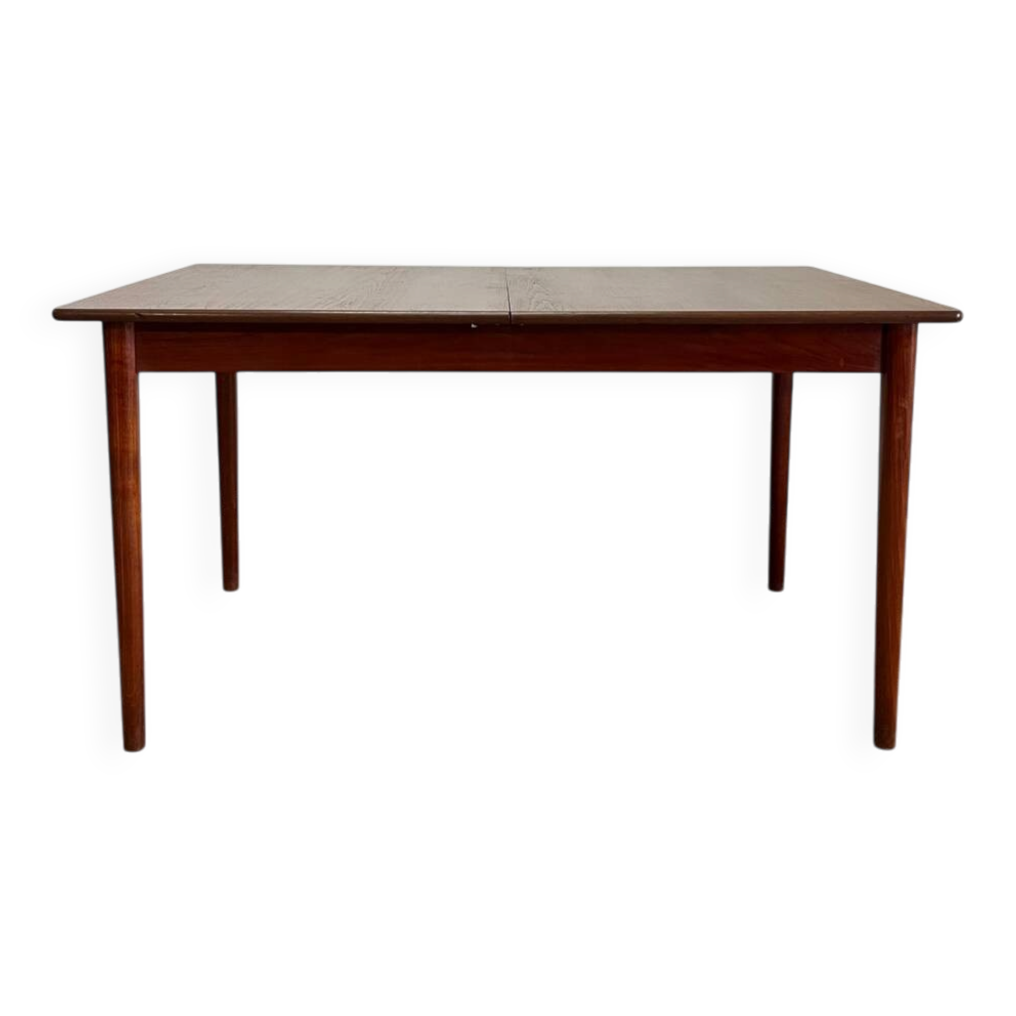 Scandinavian table with extensions