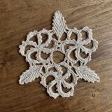 Crochet placemat, vintage, beige