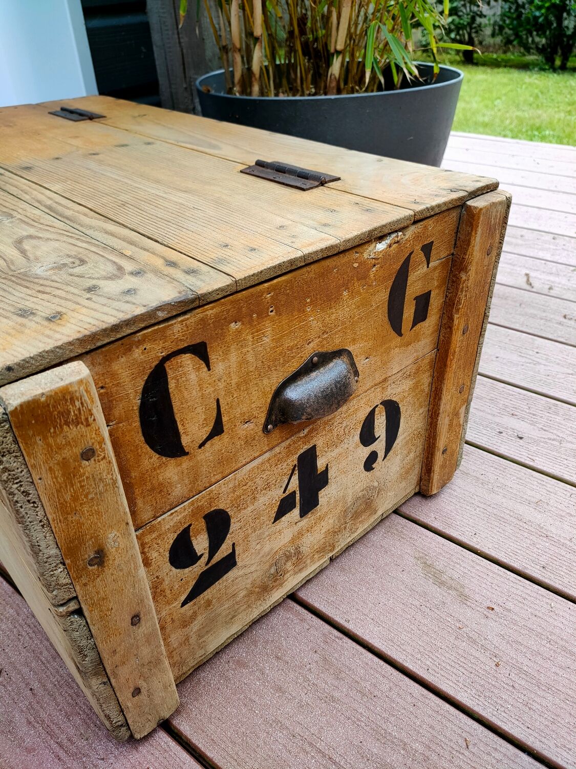 Former Chocolat Menier advertising wooden box