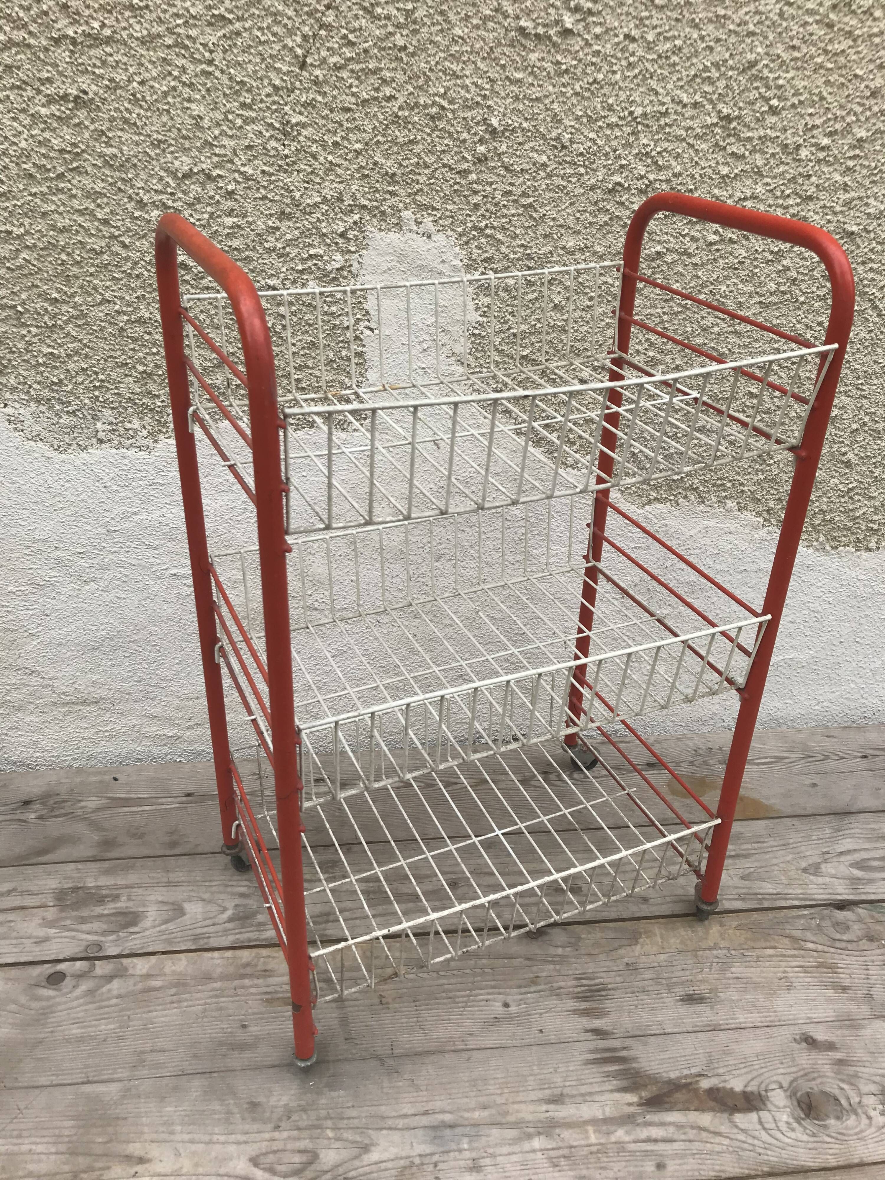 Shelf 3 bins in white metal removable vintage 70s