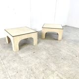 Paire de tables basses en travertin et laiton, années 1970