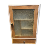 Medicine cabinet