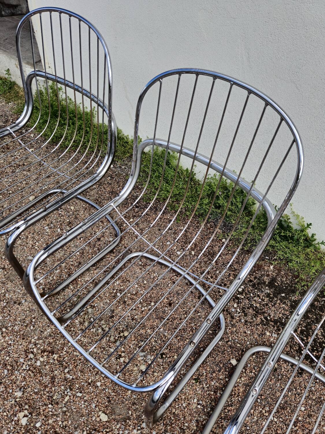 Set of 6 chrome metal design chairs from the 1970s.