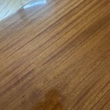 Flat desk compass feet