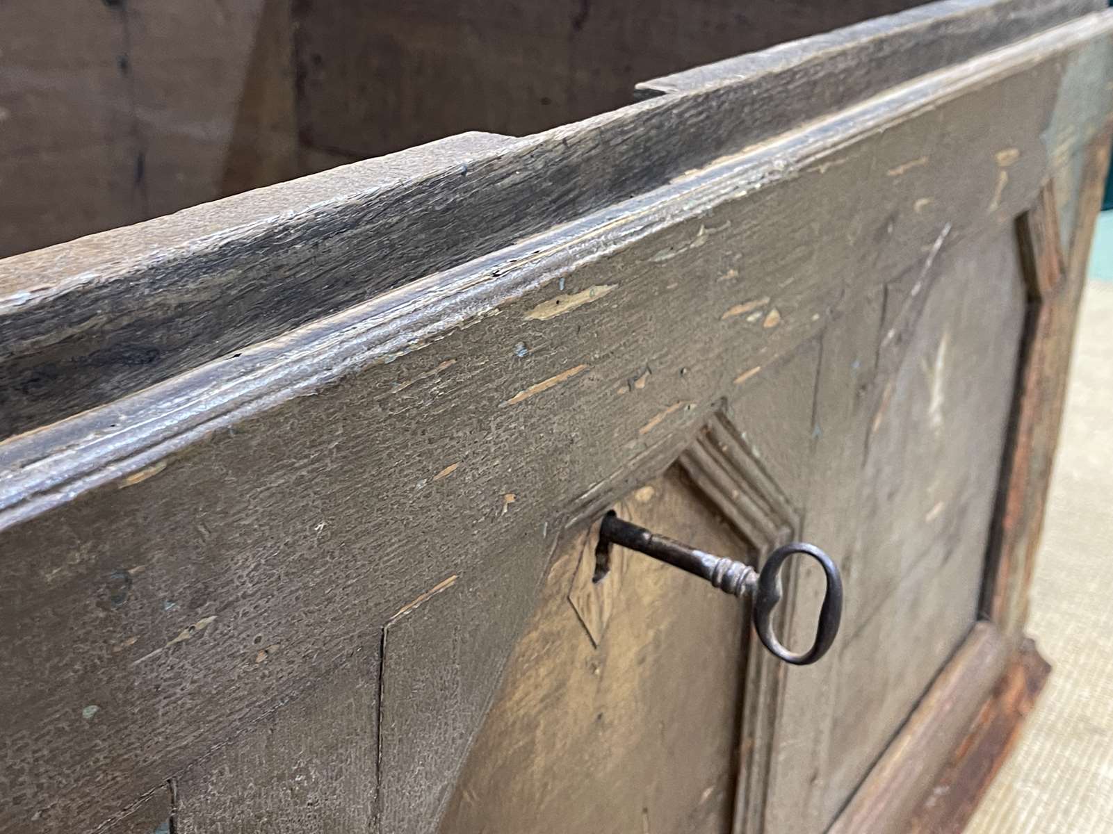 Chest of the seventeenth century in oak and fir