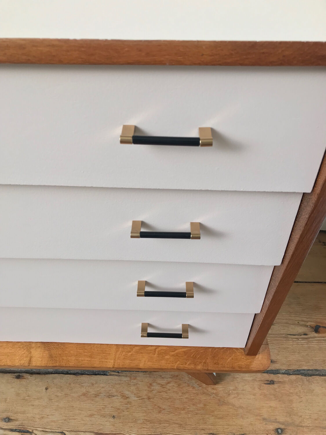Vintage chest of drawers revisited in Setting Plaster from Farrow & Ball
