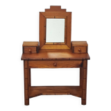 Pichepin doll dressing table