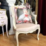 Louis XV armchair in pink velvet