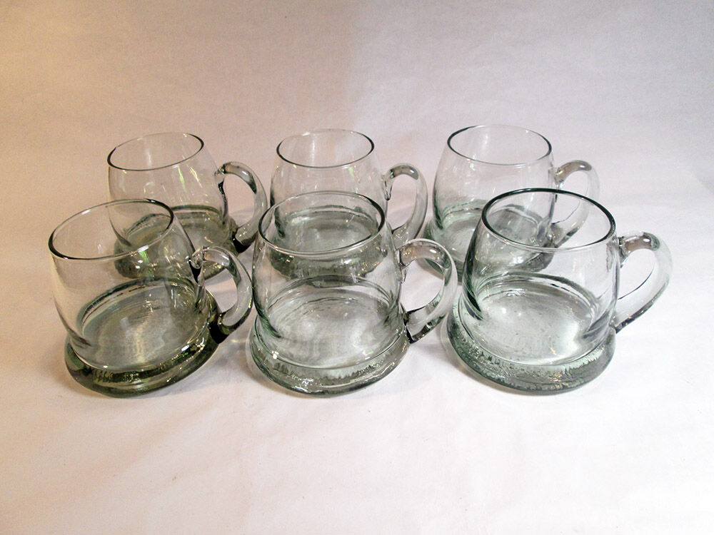 6 chopes à bière larges en verre épais