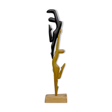 Sculpture en bois 'duo dansant pour toujours ensemble'