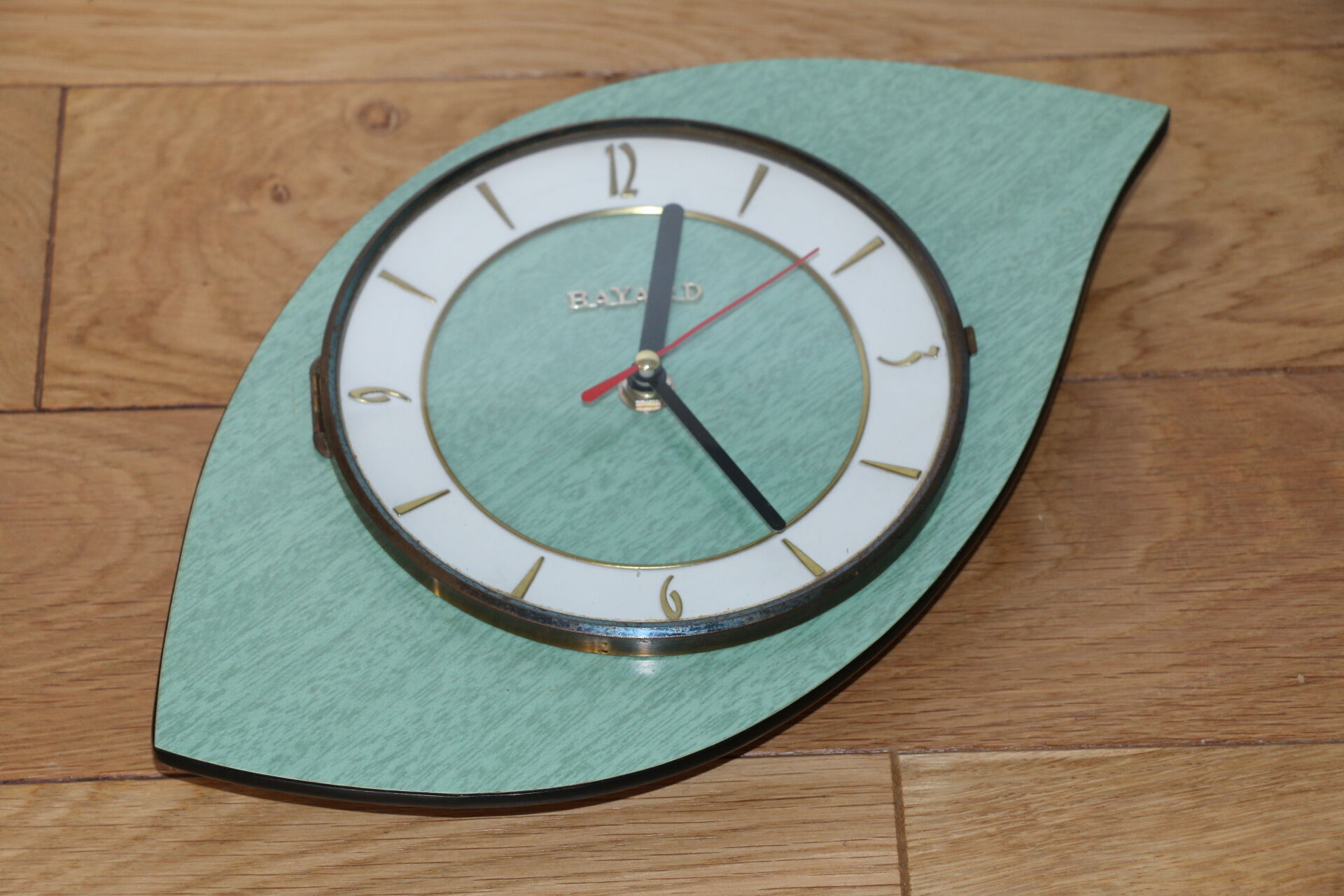 Wall clock Bayard in formica