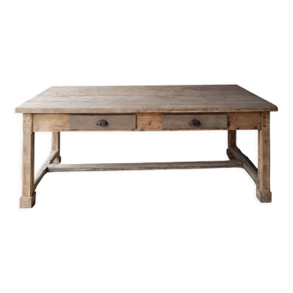 Farmhouse table
