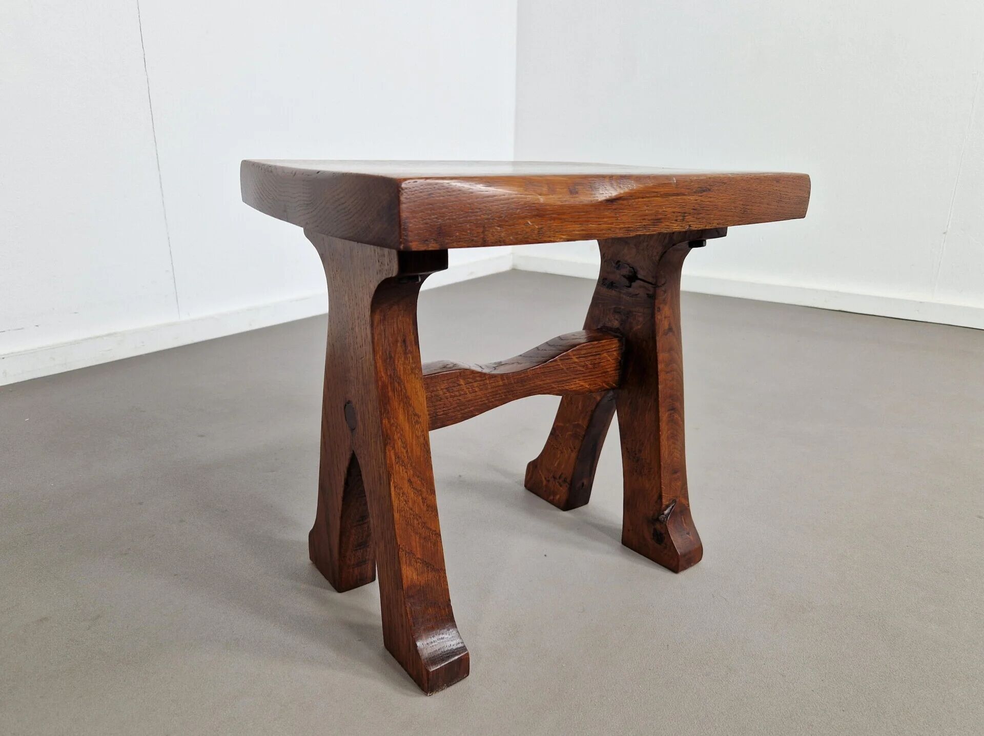 Tabouret en chêne | France années 1960
