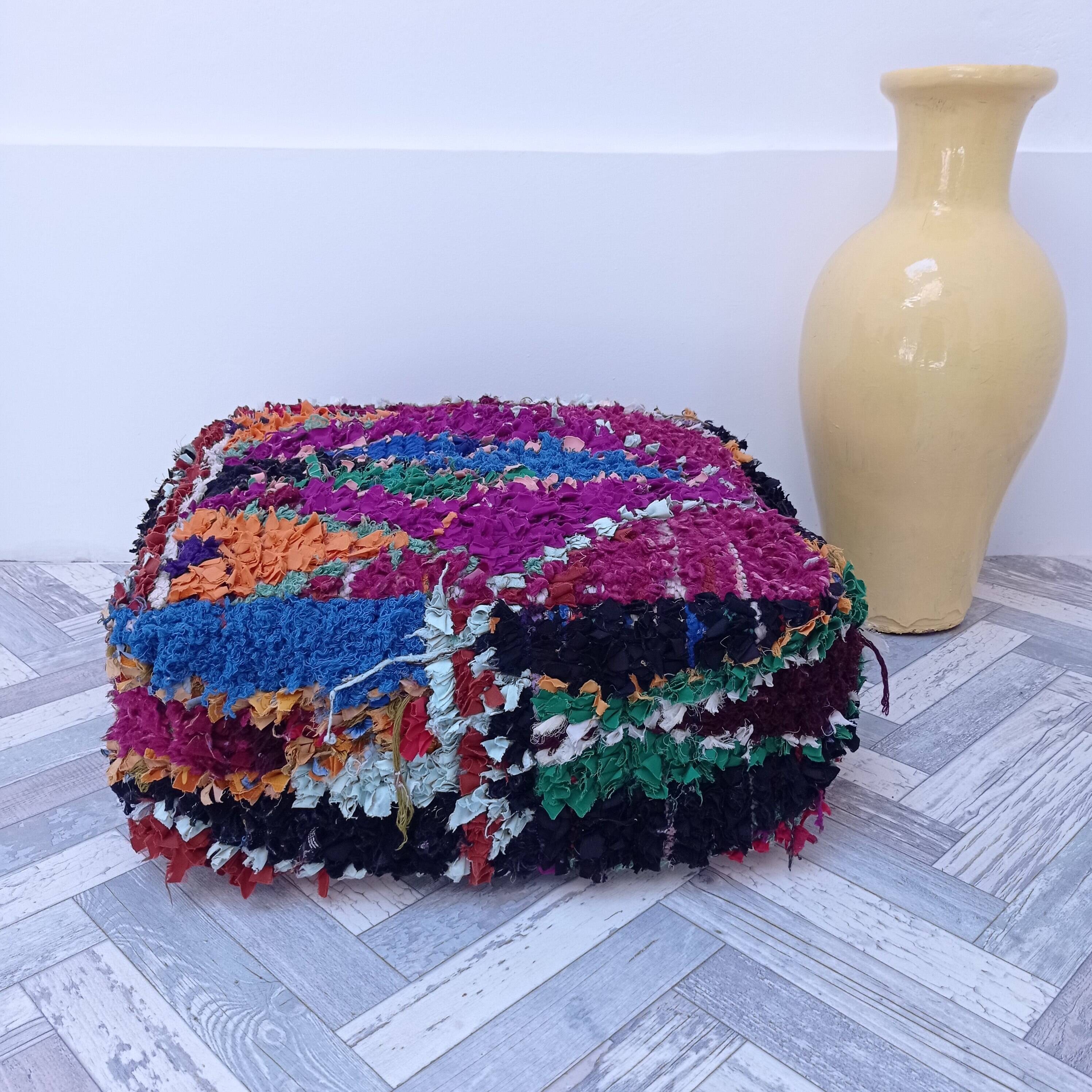 Handmade Berber pouf in wool 60 X 60 X 20 CM