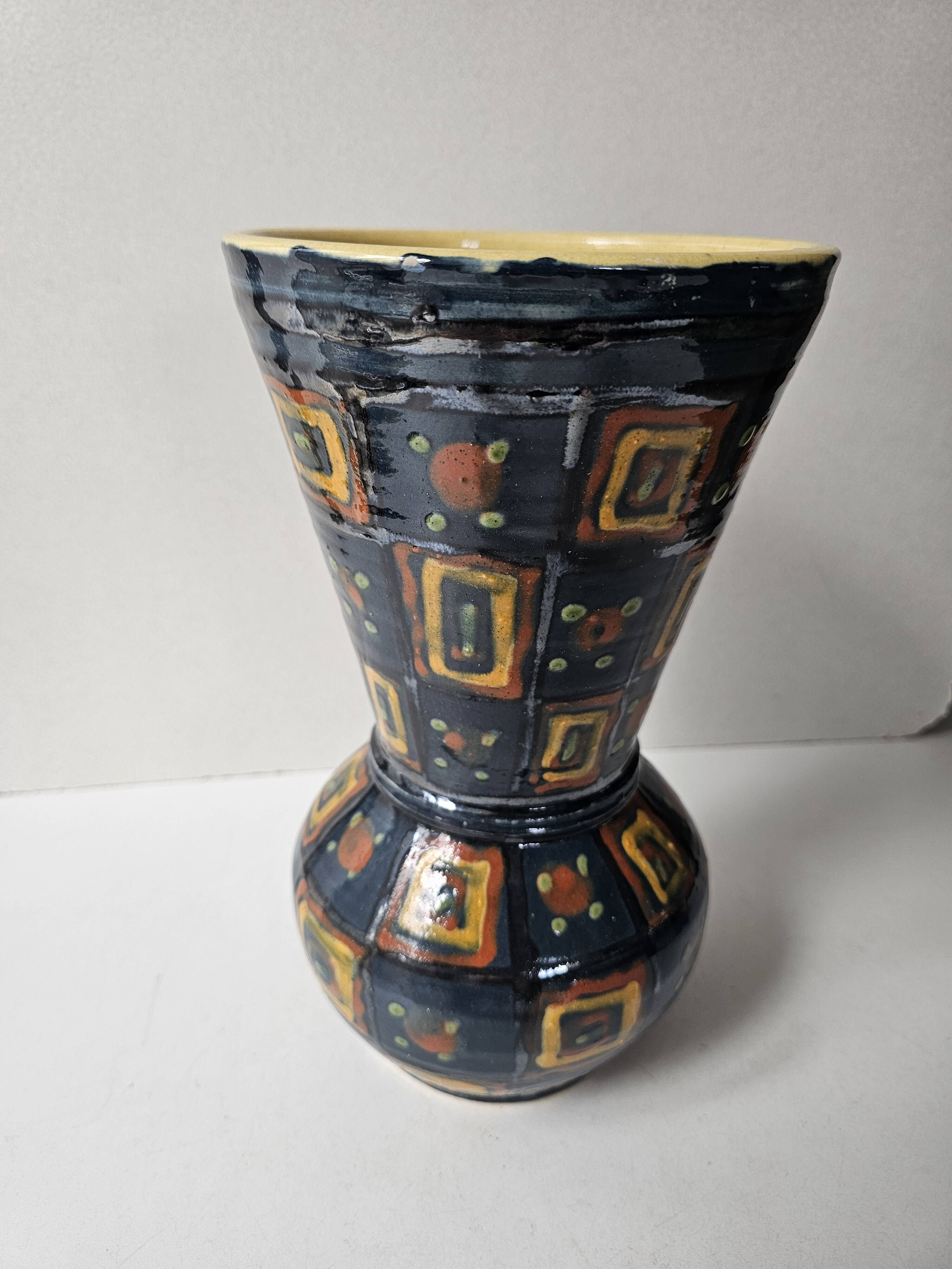 Large baluster vase in ceramic with vintage geometric patterns - pottery An