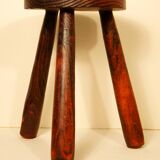 Tripod stool solid wood tinted red