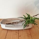 Enamelled metal dish