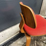 Vintage chair in the style of Eames