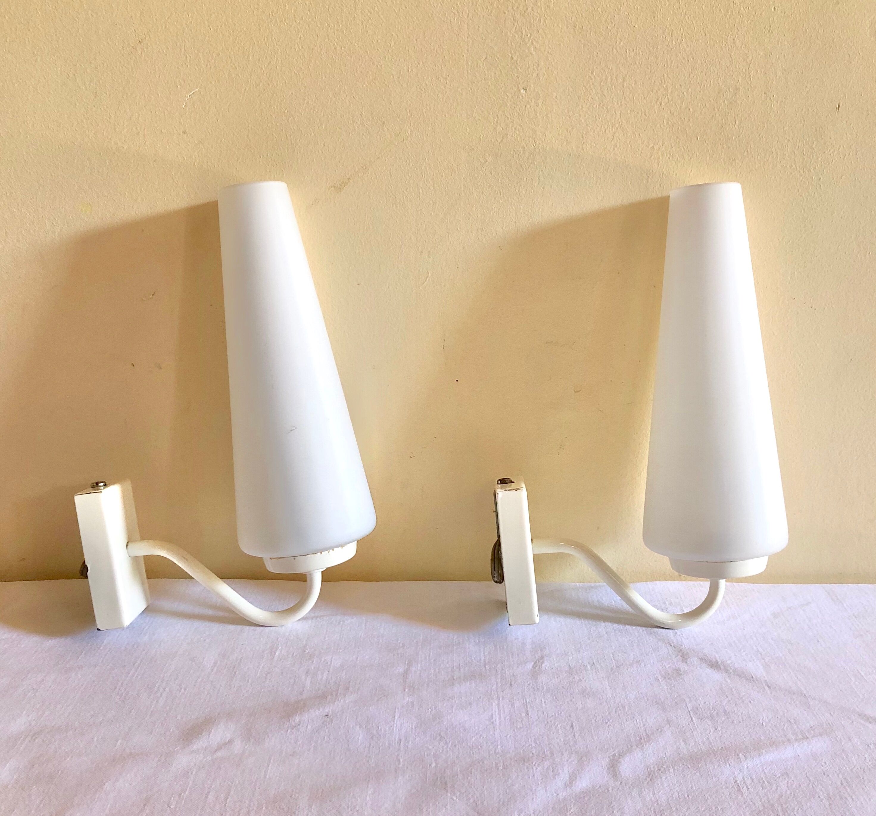 Set of 2 vintage opaline wall lamps
