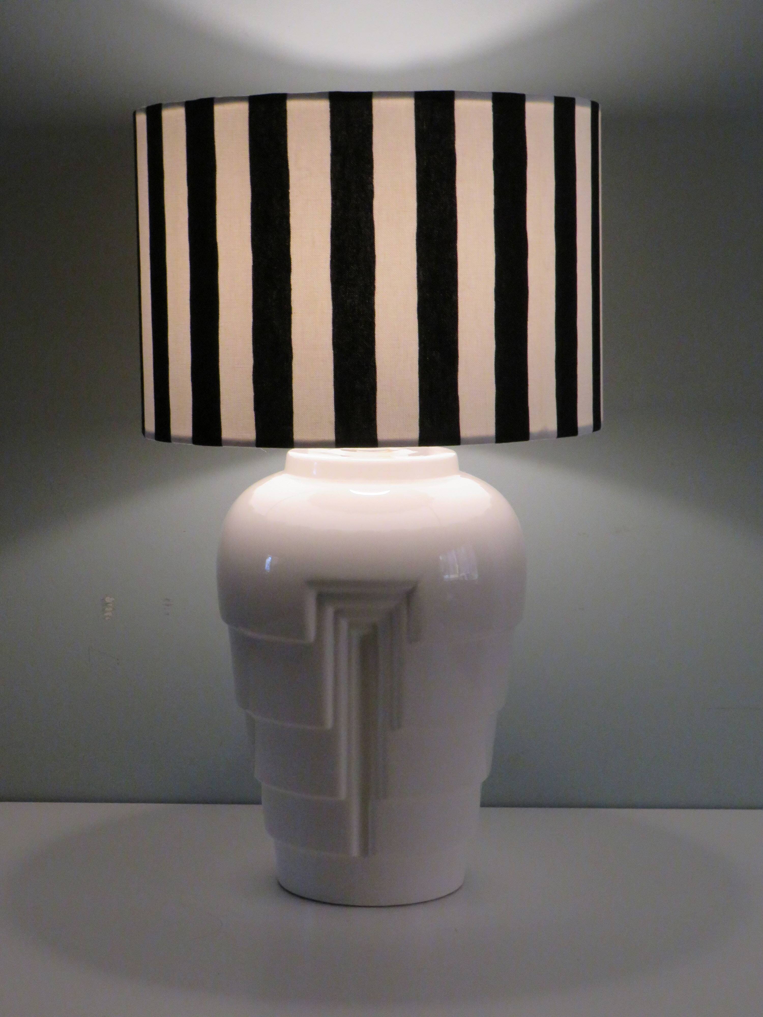 Vintage Ikea table lamp in white ceramic, Memphis style with black and white lampshade.