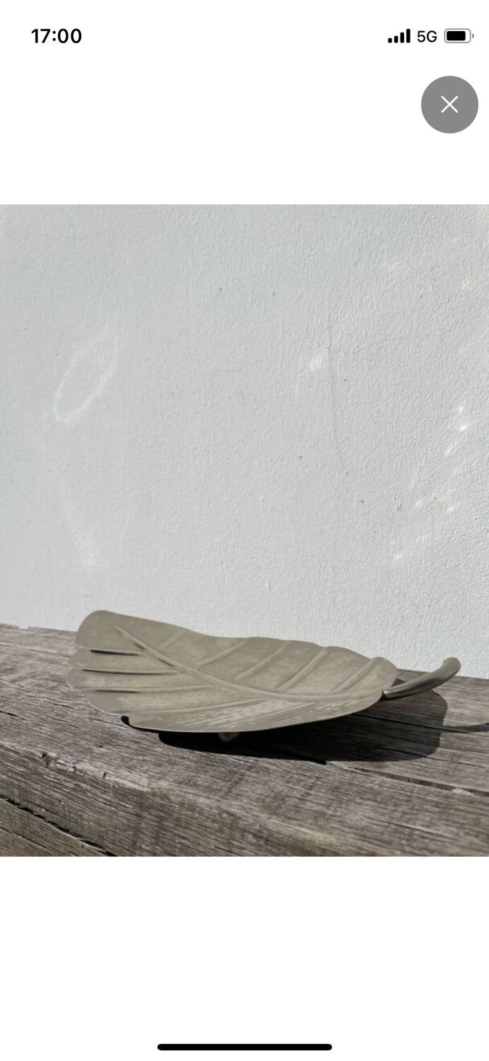 Vintage silver-plated metal trinket tray or leaf-shaped dish