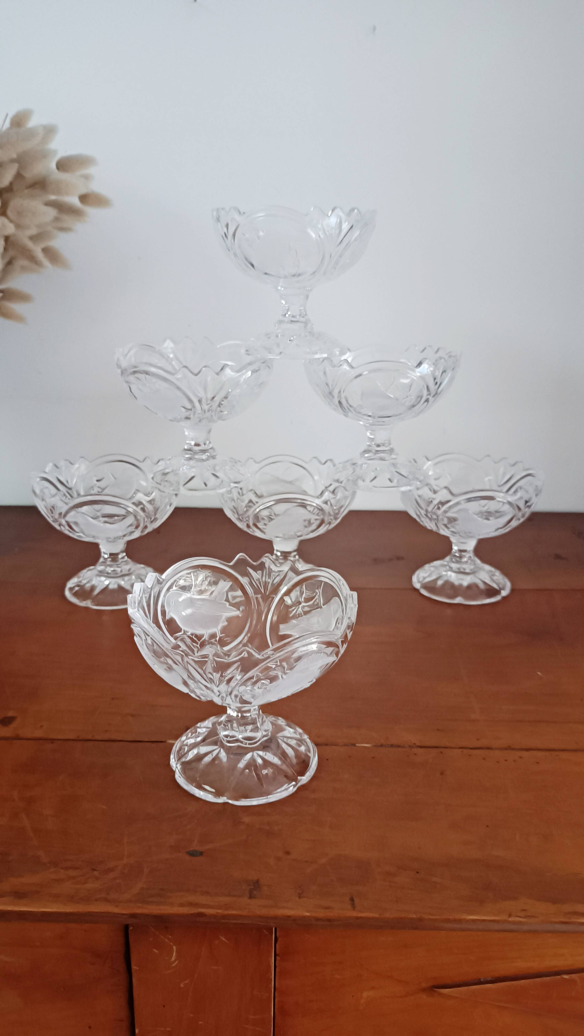 Set of 7 Arques crystal dessert bowls, Passereaux, bird decor