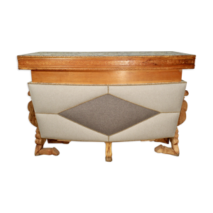 Bar moderne à décor