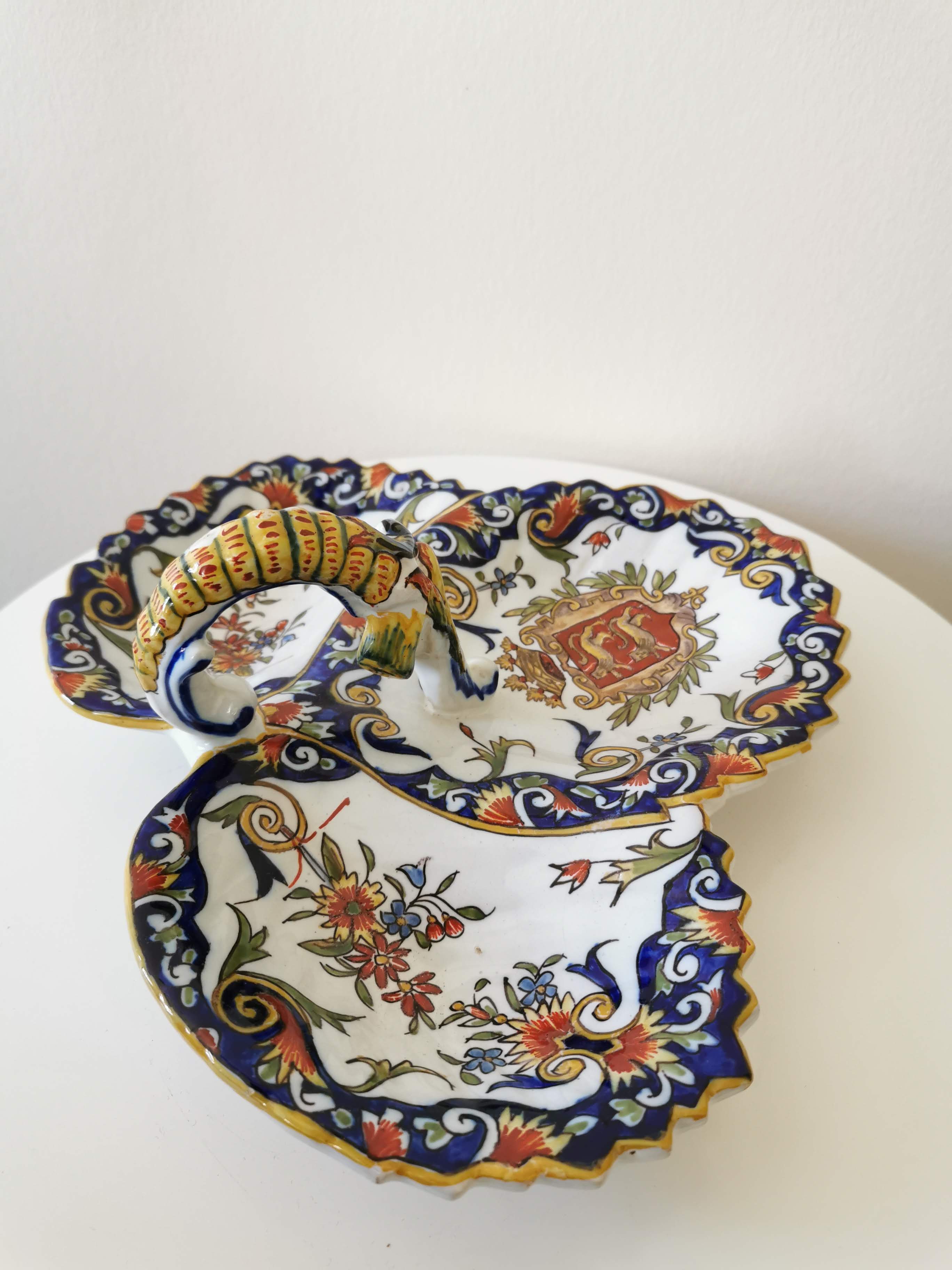 Faience servant of Desvres late nineteenth, early twentieth