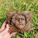 Bas relief bois sculpté