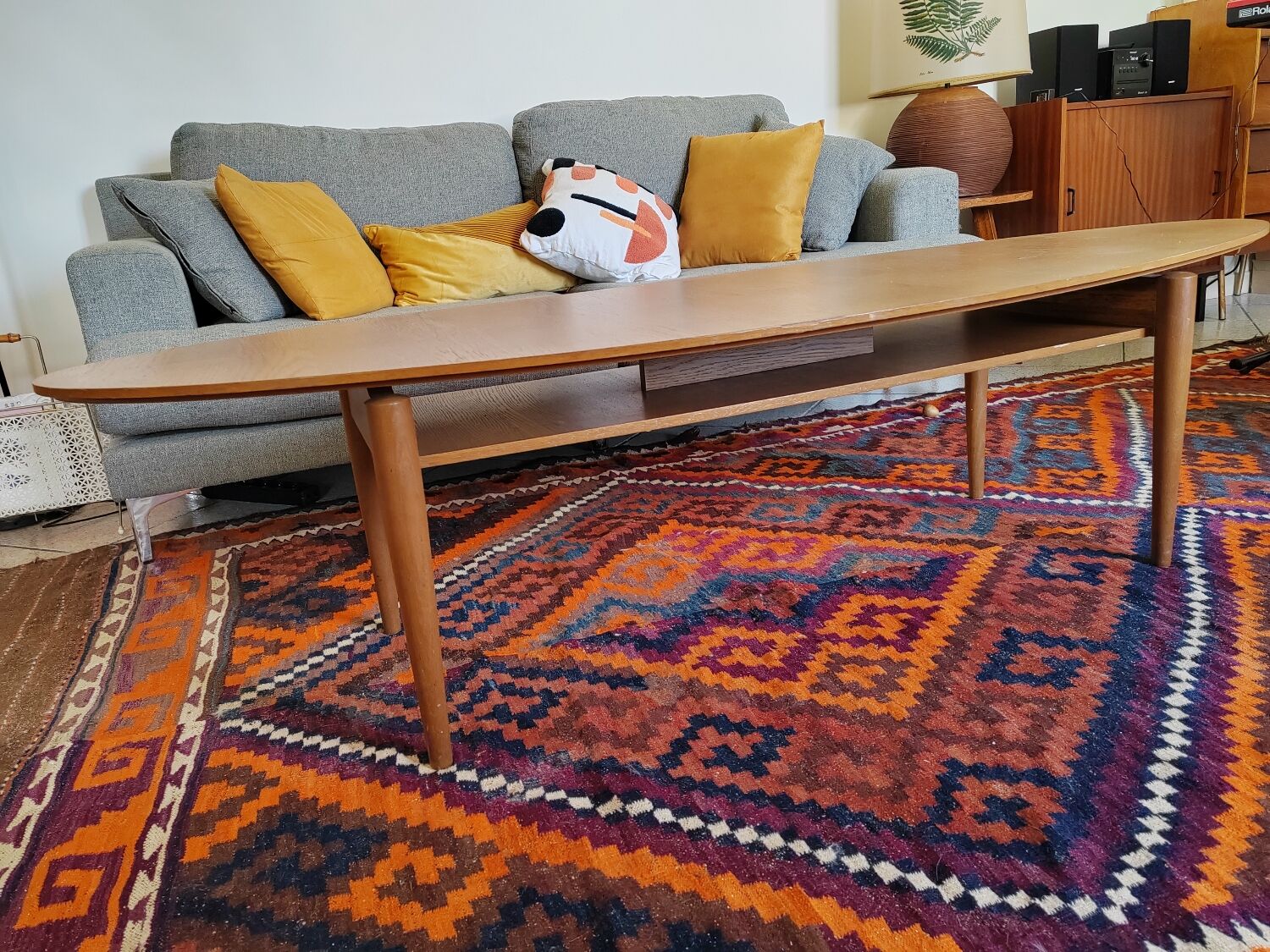 Table basse scandinave ovale